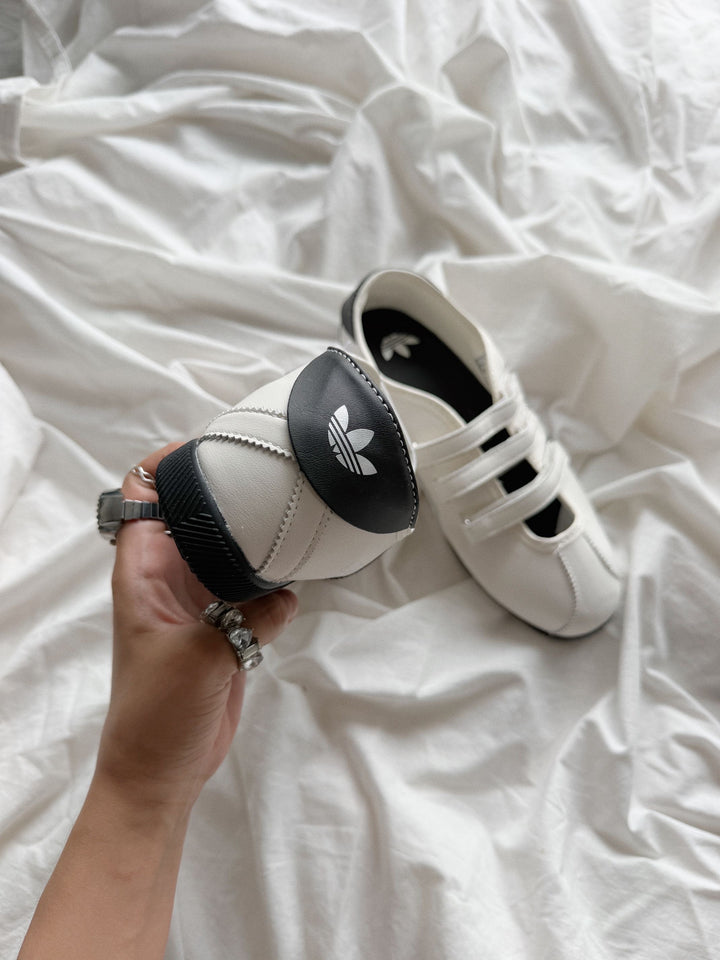 ANFU TRAINERS HONG KONG WHITE
