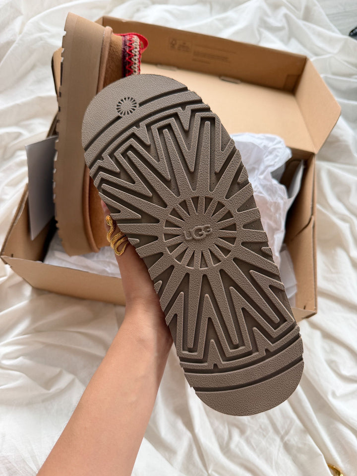 UGG Tasman Platform US 8 woman