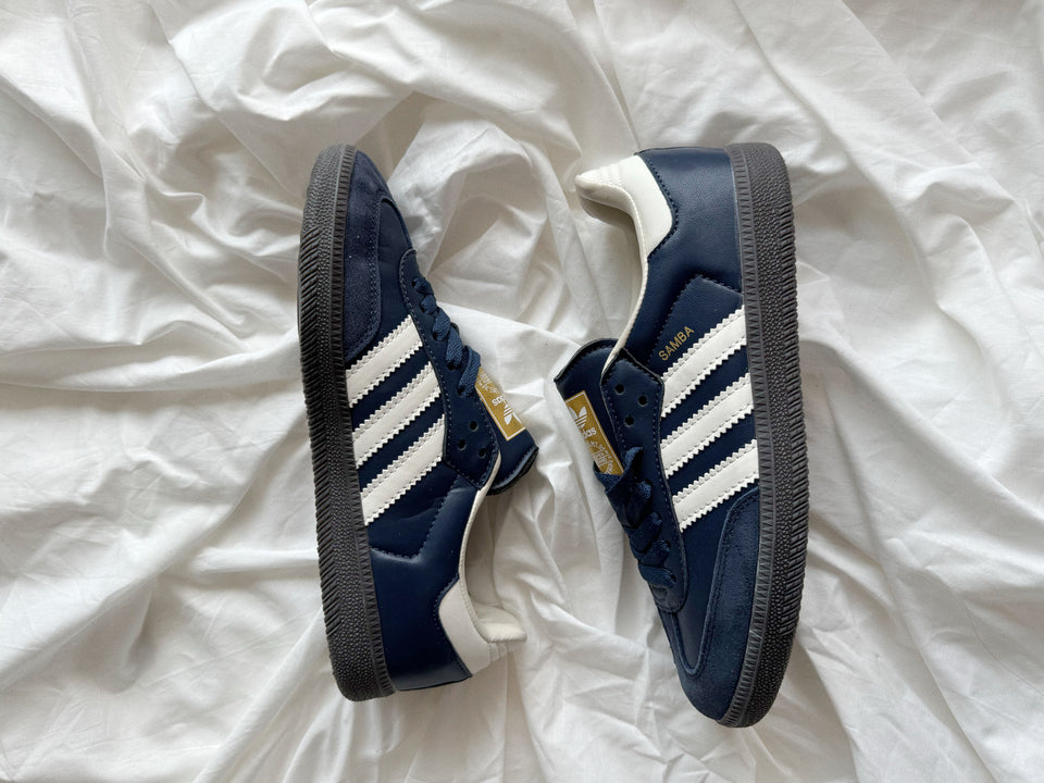 Samba "Nigth Navy Dark" 🌚 cream 🍦