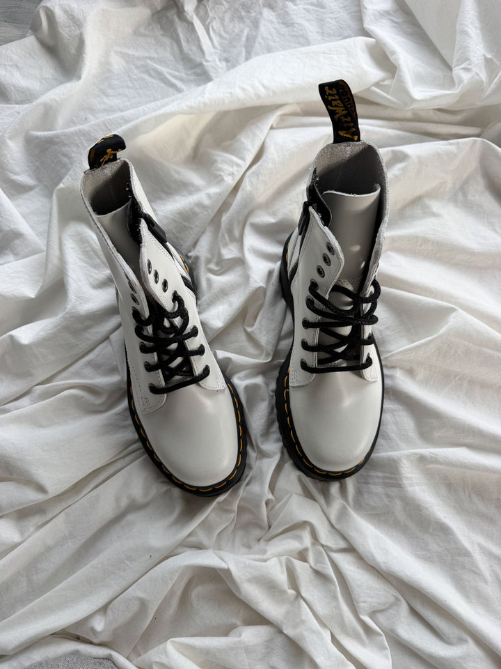 Botas Dr. Martens Jadon White Talla 39 Col