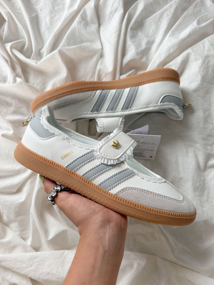 Tenis M Jane Corazón Gris