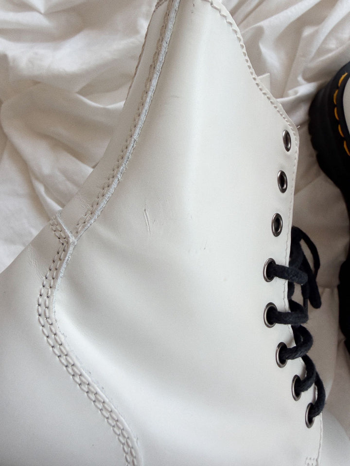 Botas Dr. Martens Jadon White Talla 37 Col USED detalles