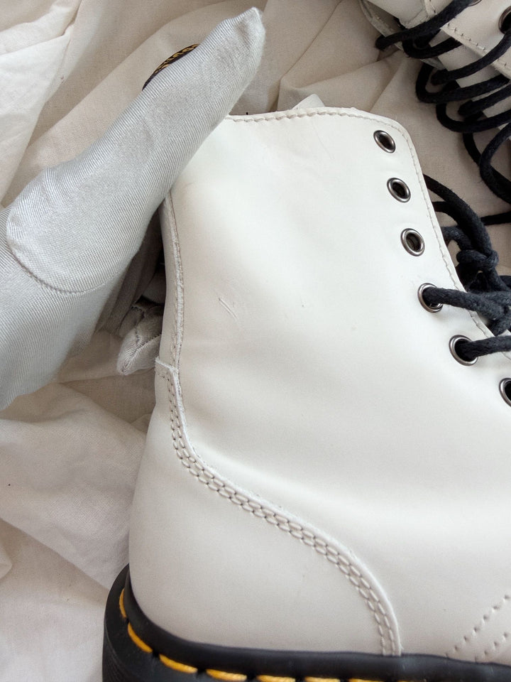 Botas Dr. Martens Jadon White Talla 37 Col USED detalles