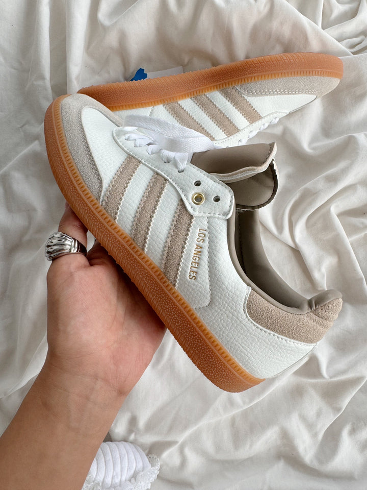 Samba LOS ÁNGELES 🧸🤍🧳