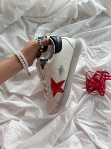 GOLDEN GOOSE RED