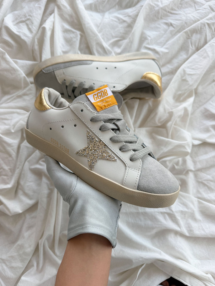 Tenis Golden G