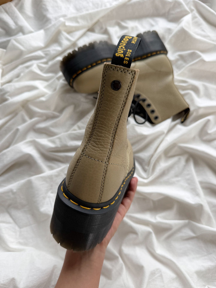 NEW Botas Dr. Martens 1460 Pascal Max Talla 38 col Pistacho