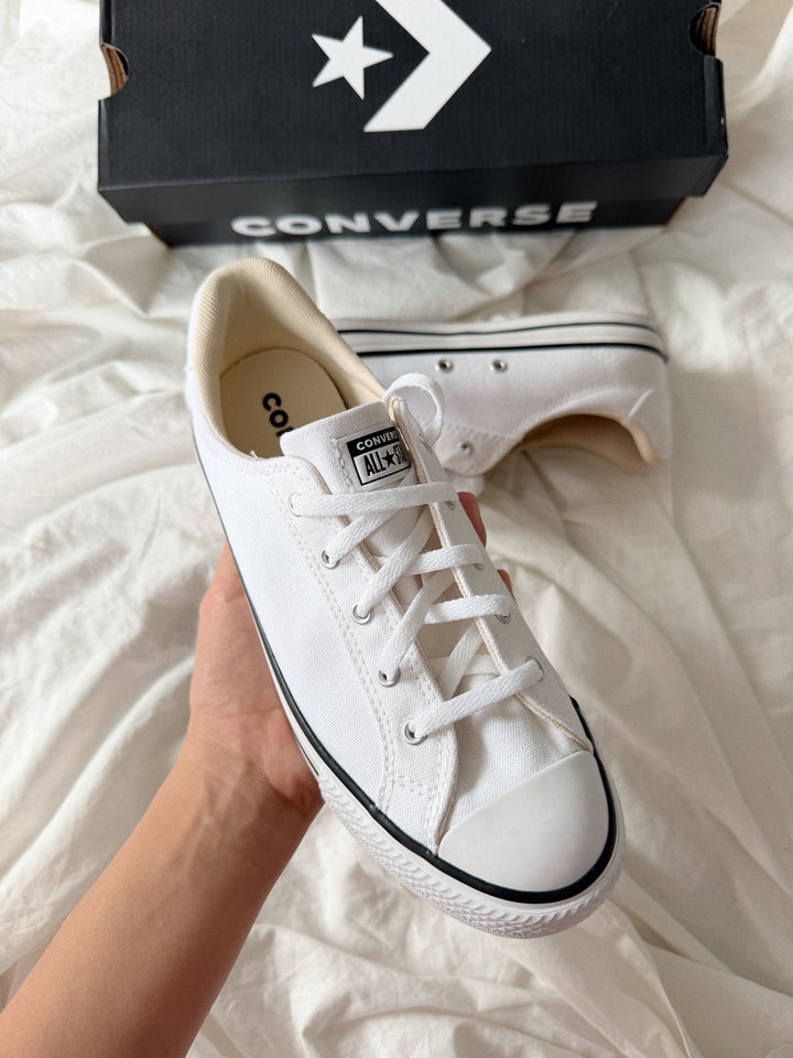 Tenis low blancos acolchados 🤍🦦