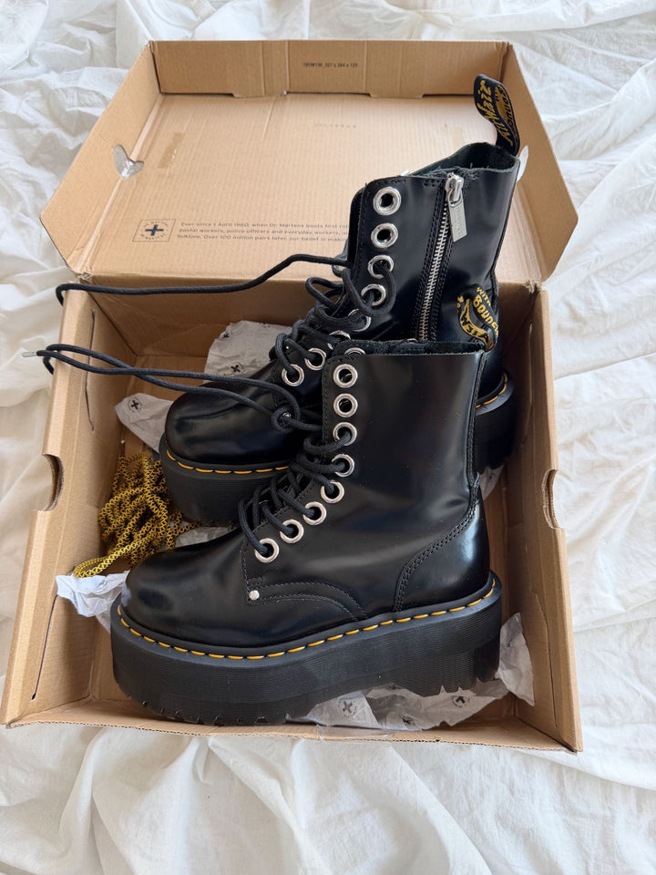 Botas Dr. Martens Jadon Max BLACK Talla 37 col