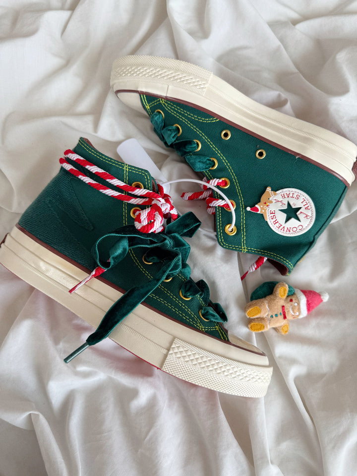 Chuck 70’s Christmas 🎄 edition