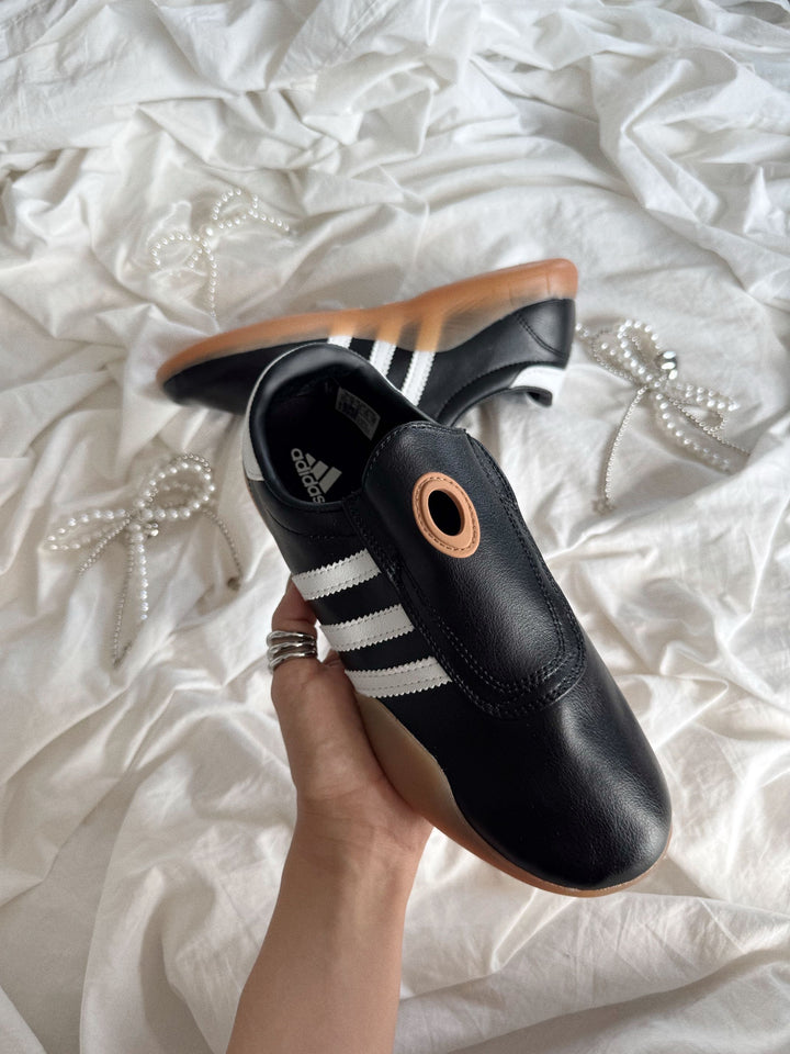 Adidas Taekwondo Mei Black White Gum