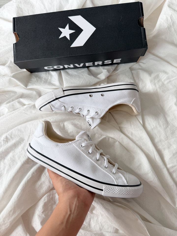 Tenis low blancos acolchados 🤍🦦