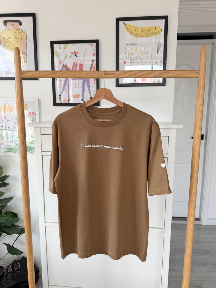 La Lune Connait Mes Secrets T-Shirt