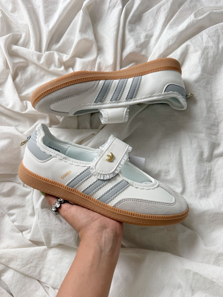 Tenis M Jane Corazón Gris