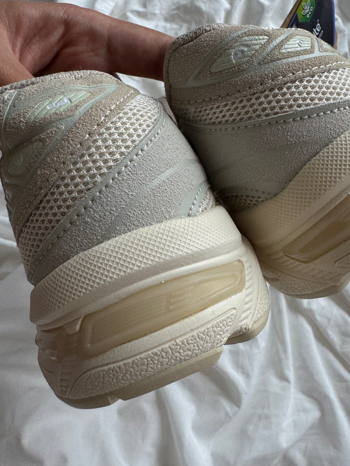 Tenis  GEL-1130 Vanilla/White Sage 🍦