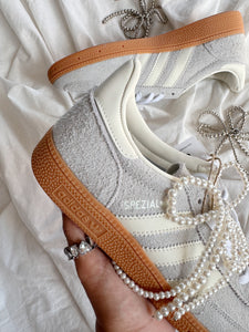 GAZELLE SPEZIAL GRIS Y WHITHE