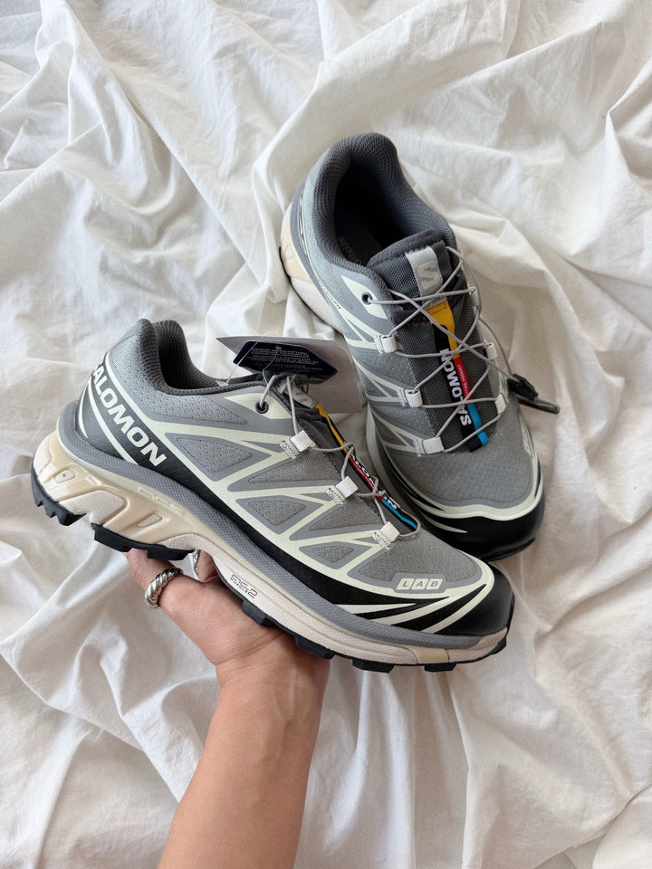 SALOMÓN XT-6 GRIS PLOMO