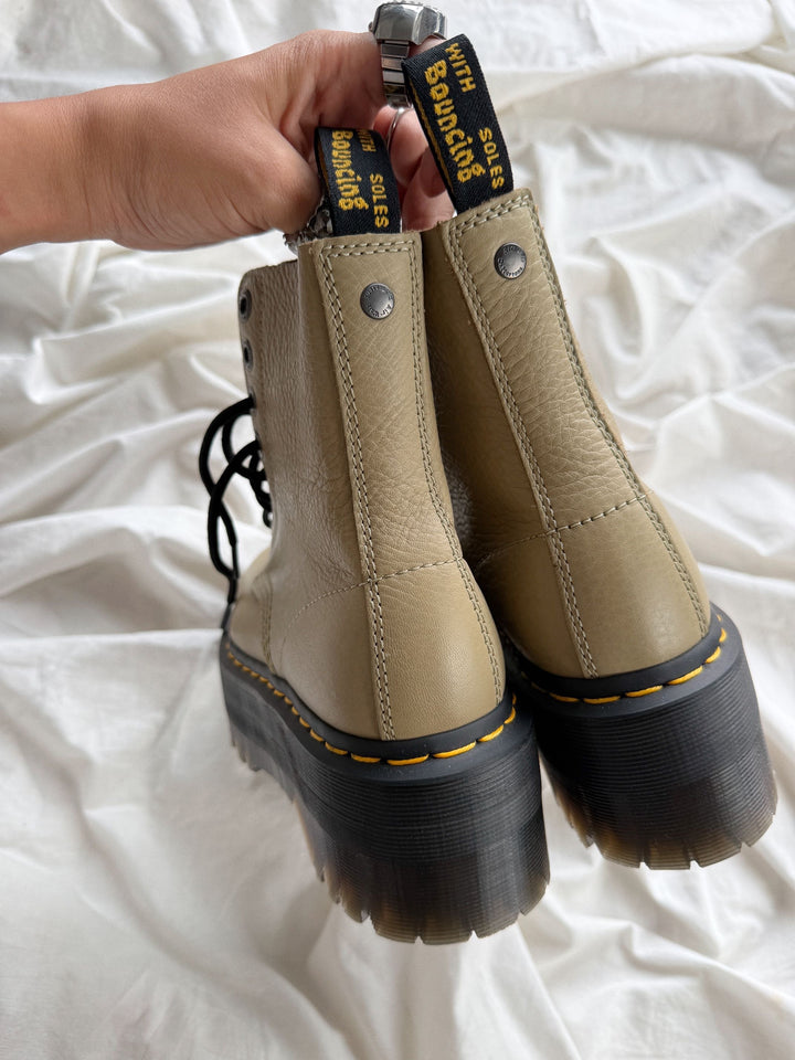 NEW Botas Dr. Martens 1460 Pascal Max Talla 38 col Pistacho